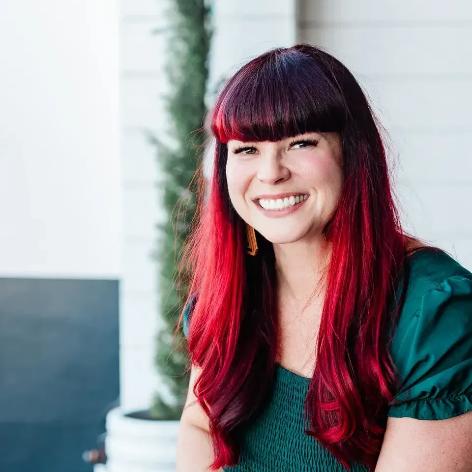 Samantha Medeiros, REALTOR