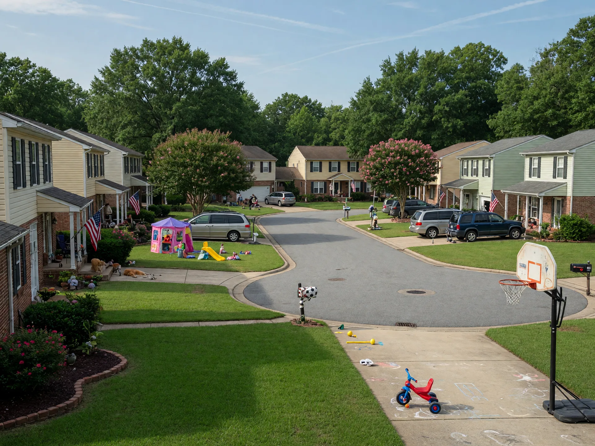 Suburban neighborhood in Kempsville Virginia Beach with family homes and green spaces