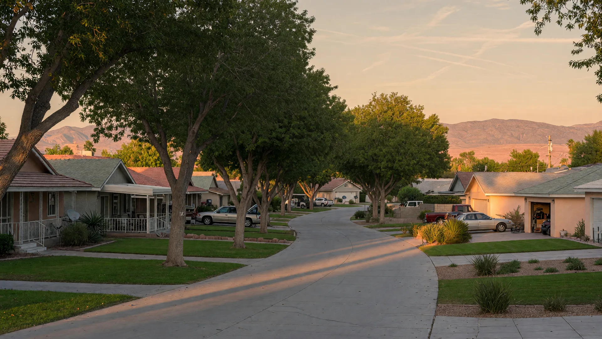 Living in Peccole Ranch, Las Vegas: Mature Streets, Paseos, and a Summerlin-Adjacent Address