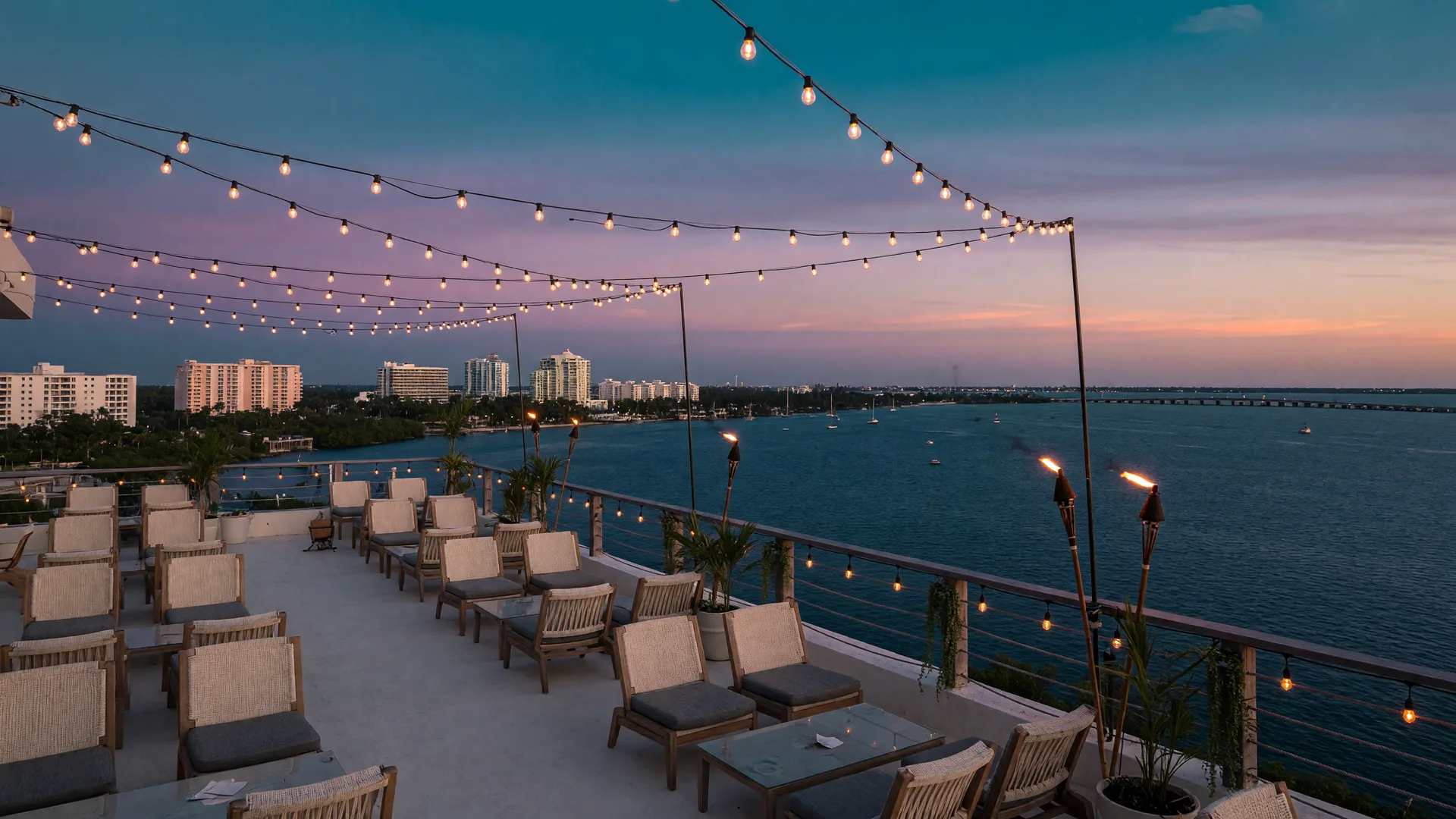 Starting Over on the Gulf Coast: Where Singles and New Chapters Feel at Home in Sarasota and Venice