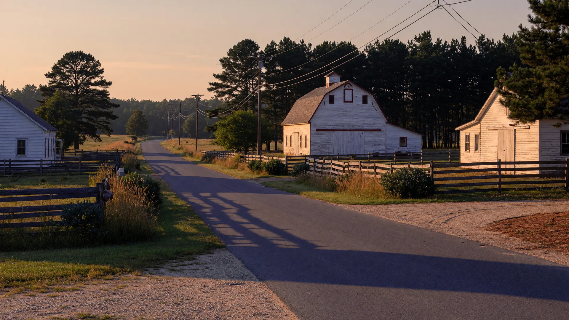 Rural lane and farmhouse in Atco, Waterford Township, New Jersey