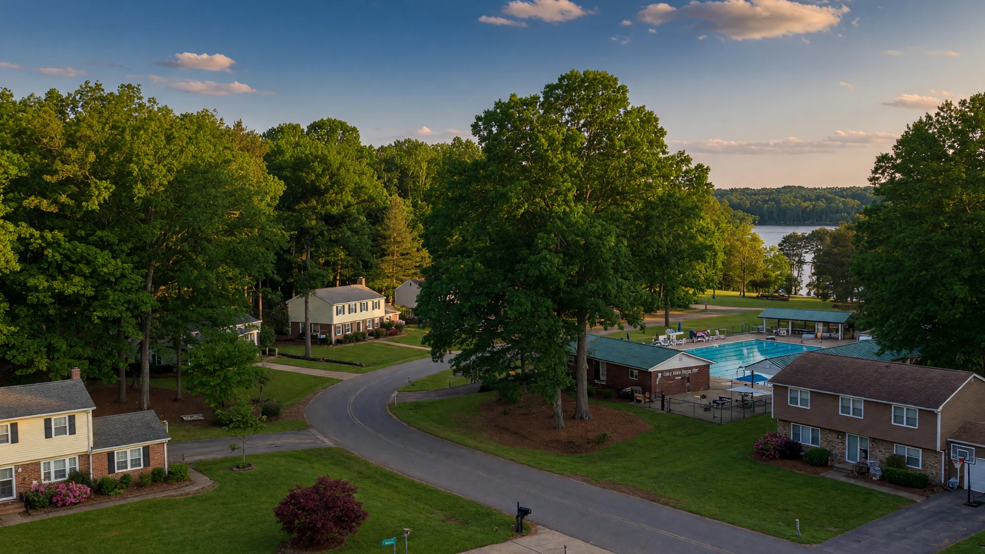 Lake Ridge community in Prince William County Virginia, a wooded family neighborhood with pools and trails near the Occoquan Reservoir