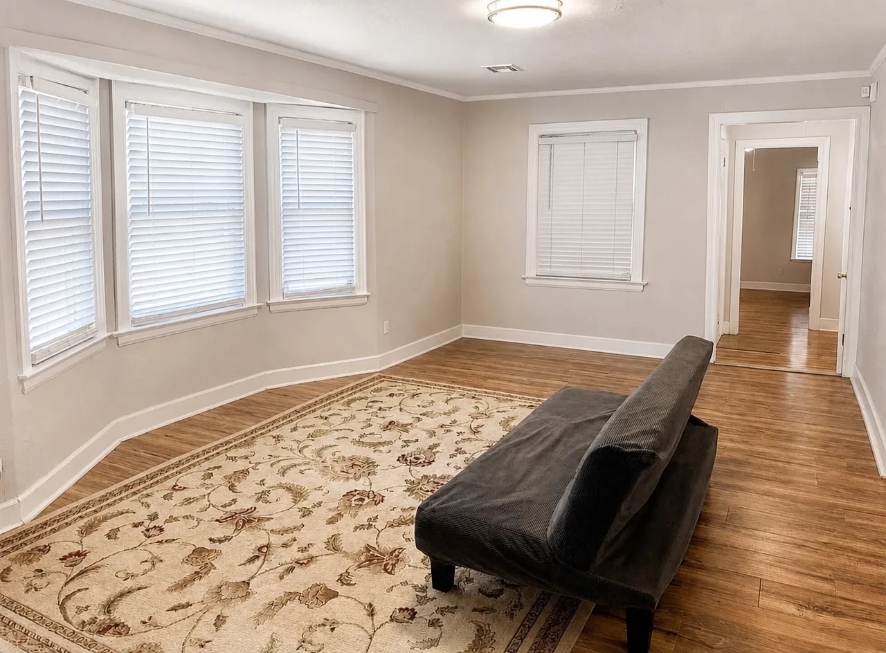 Bright secondary living space