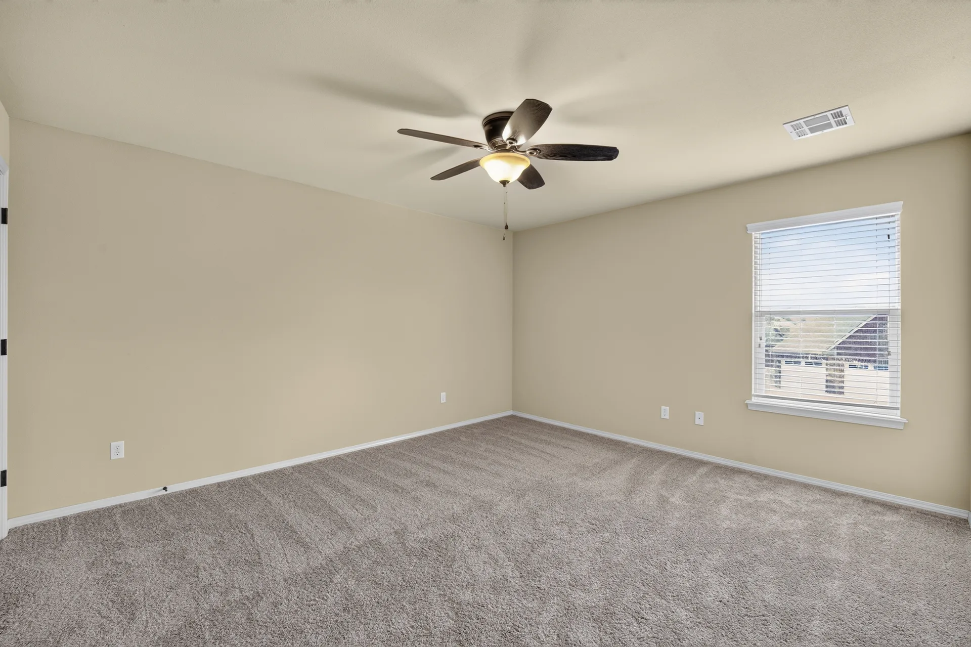 Bright secondary bedroom