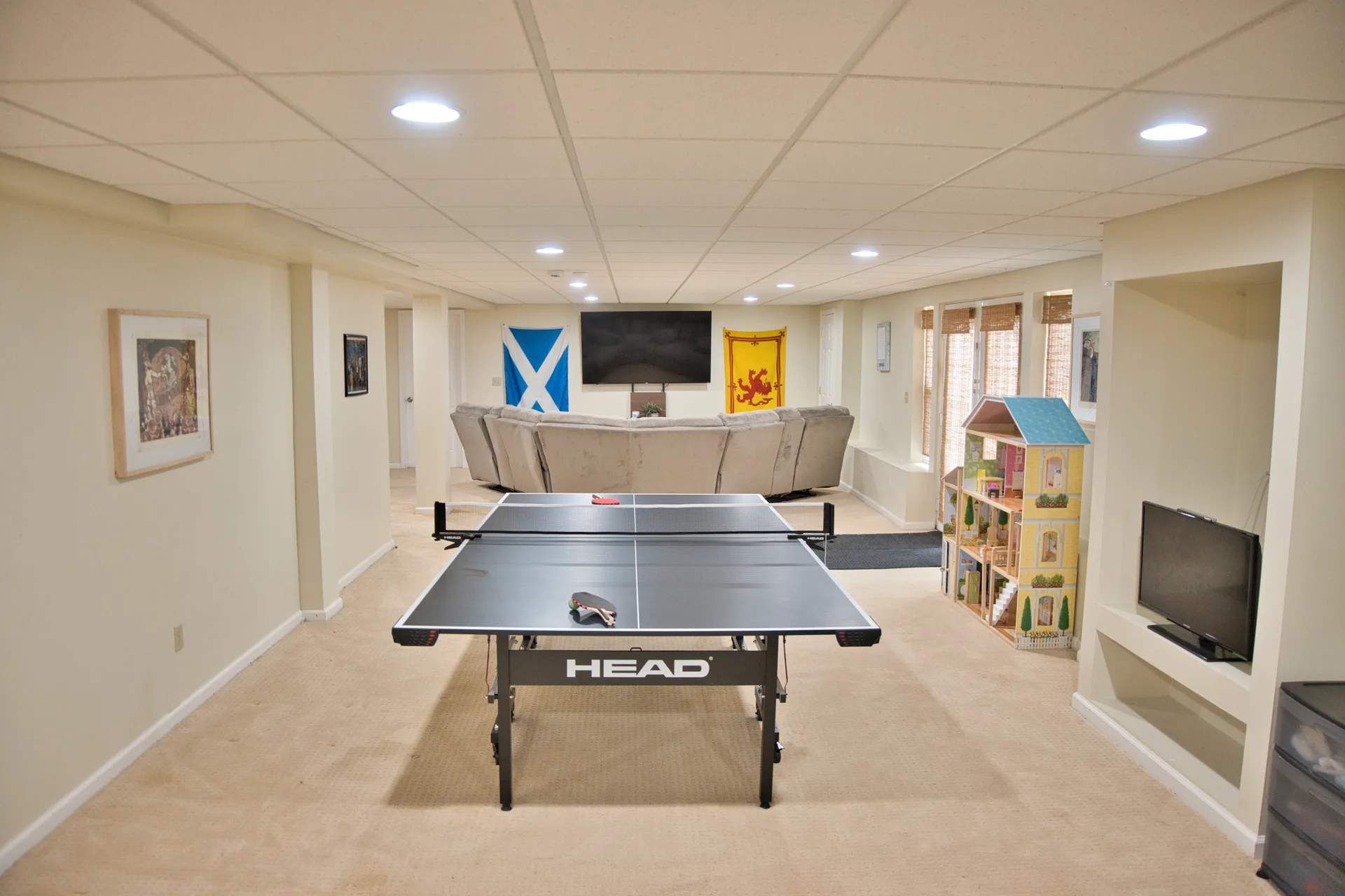 Finished walkout basement recreation room