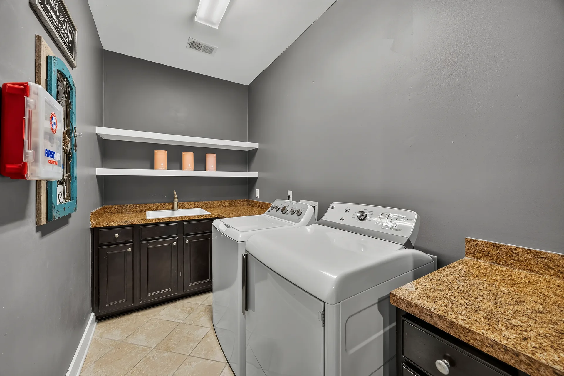 Laundry Room with Sink at 32 Hackney Pony Lane, Hilton Head Island SC