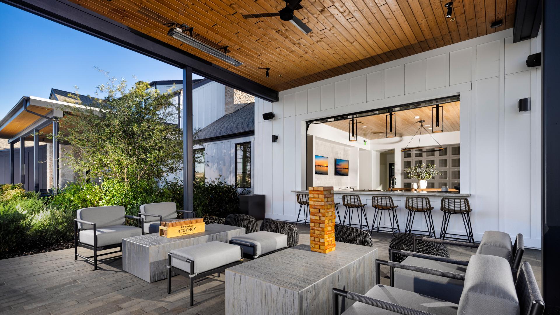 The indoor-outdoor bar at Regency at Tracy Lakes in Tracy, California