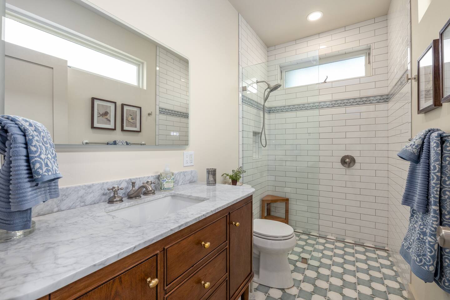 Hummingbird House vacation rental photo 9