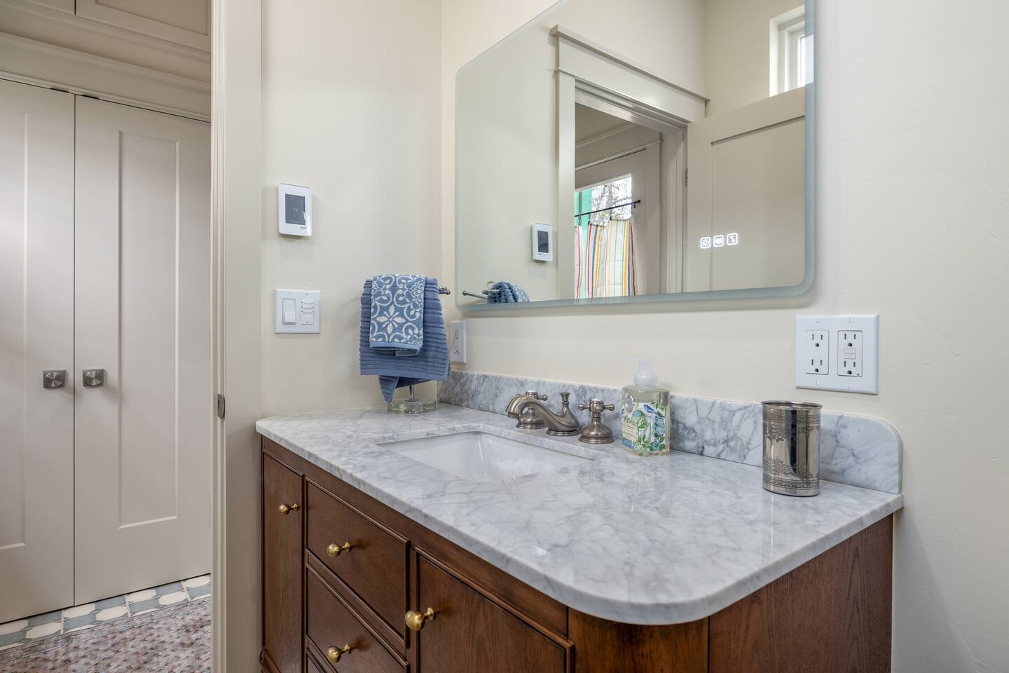 Hummingbird House vacation rental photo 8