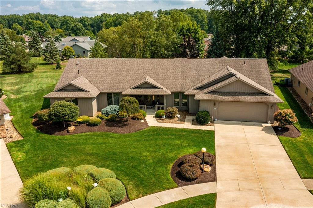 Exterior photo of 32651 Heron Cir, North Ridgeville, OH 44039