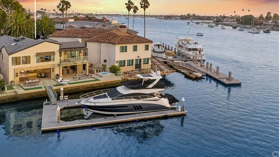 Cinematic Video Tour - 89 Linda Isle, Newport Beach