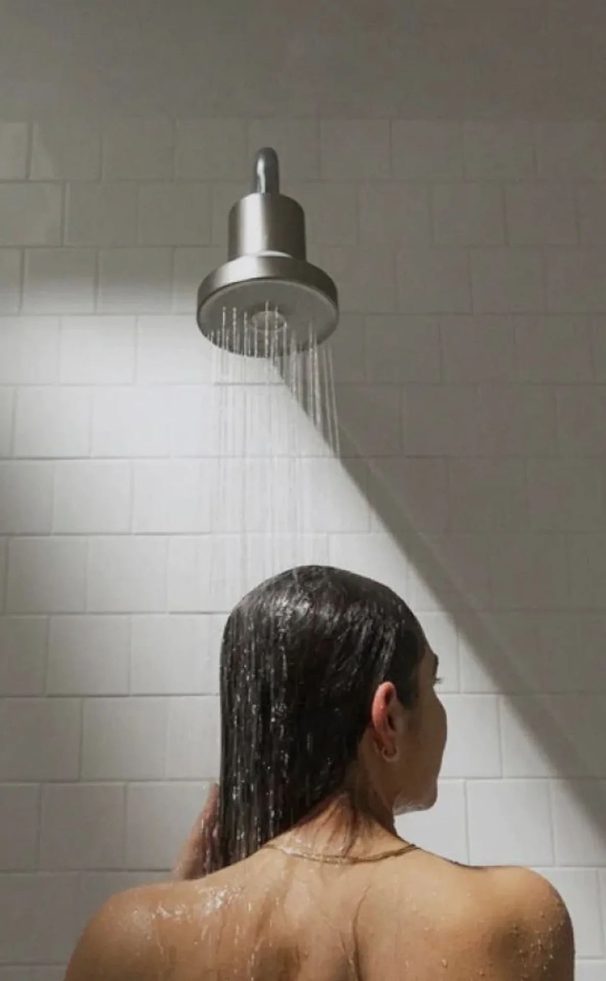 Jolie Showerhead hair care product