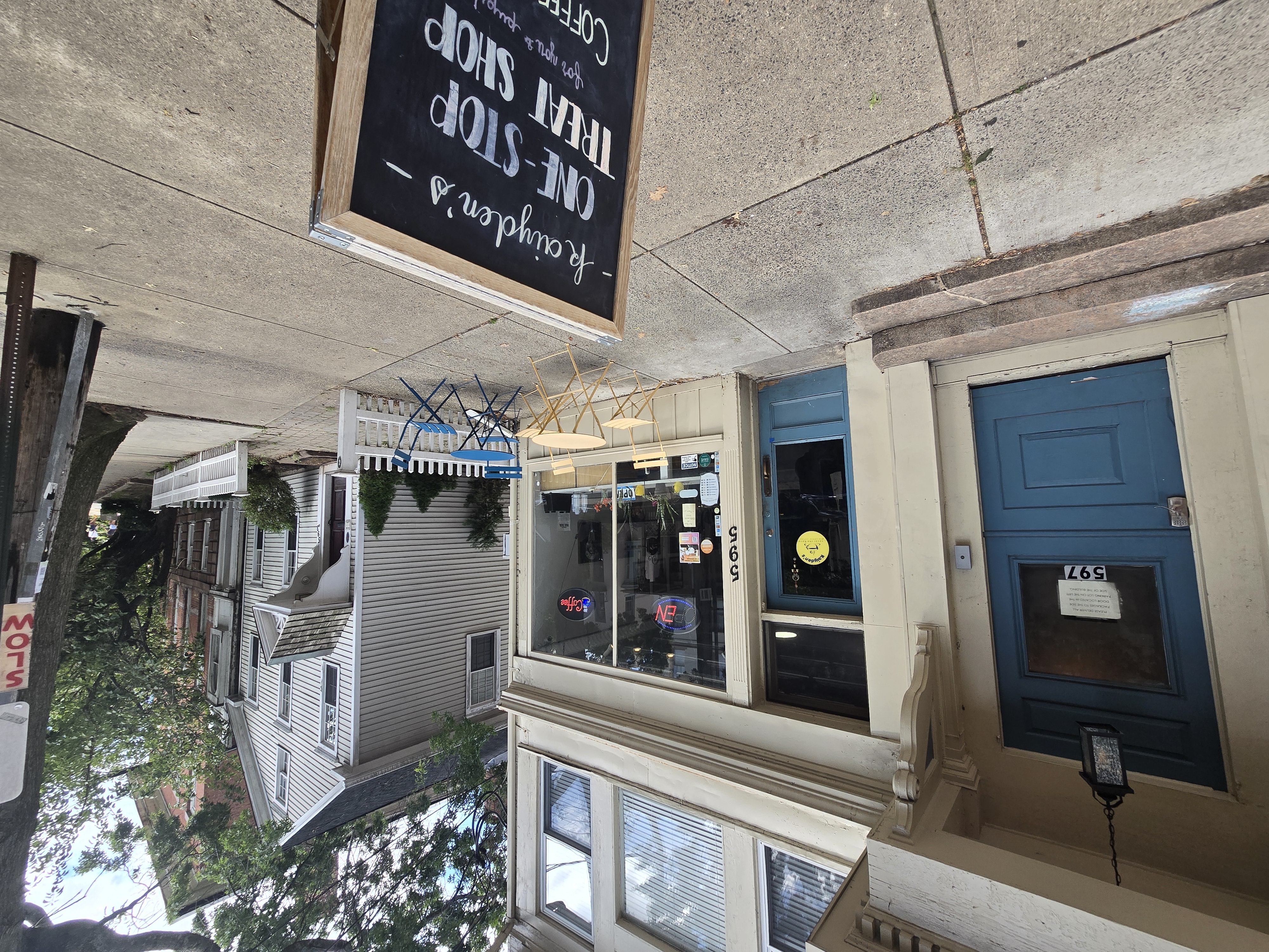 Meeting at Kaiyden's Cafe in New Haven.