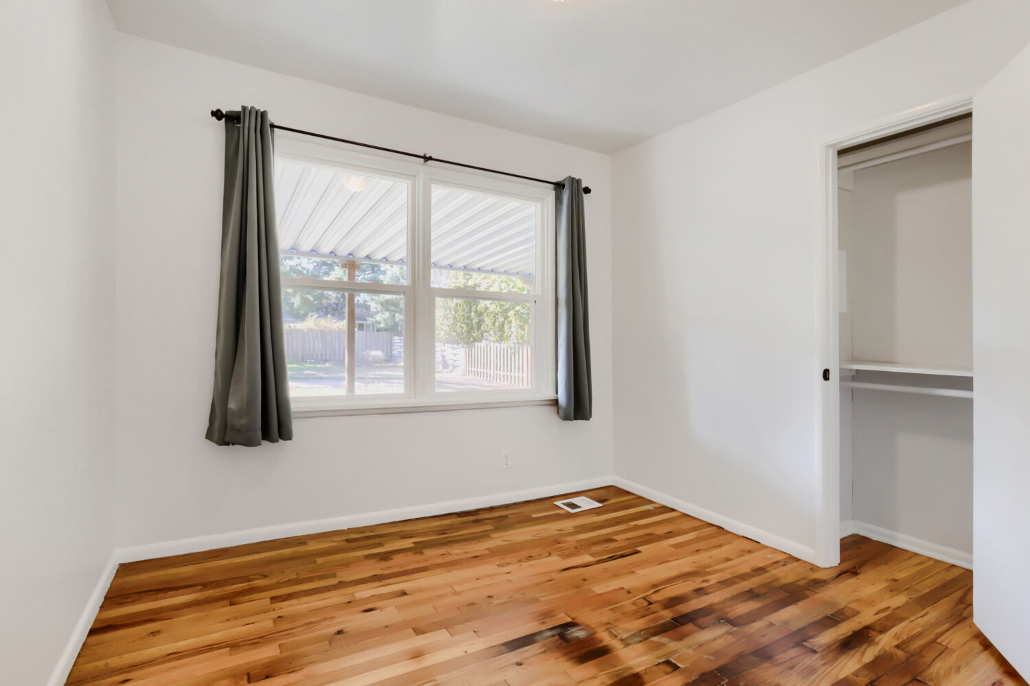 Photo 20 of 25 at 1147 SE 174th Ave, Portland, OR