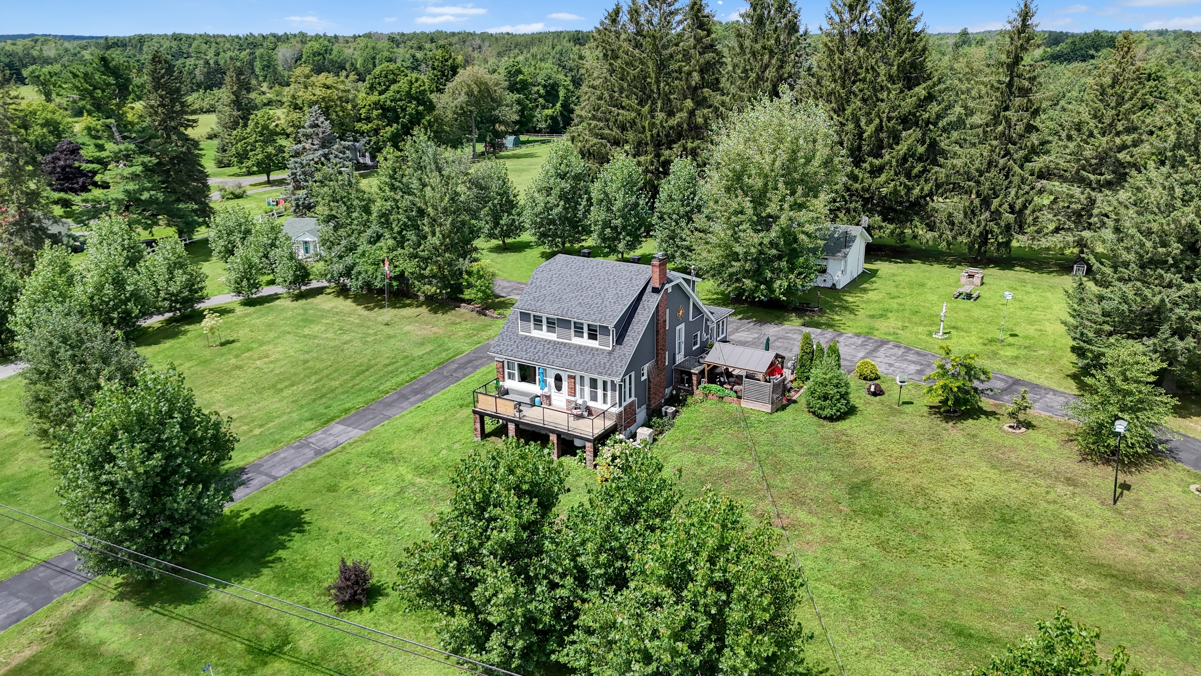 4682 County 2 Road - Country Hilltop Home in Front of Leeds & Seeley's Bay