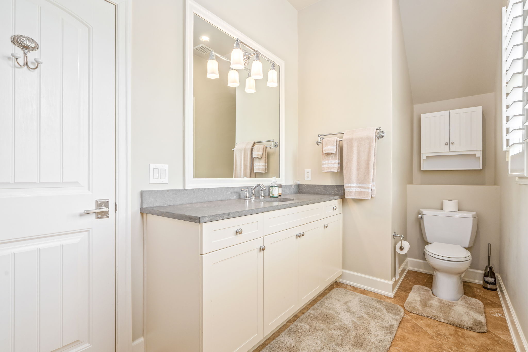 Guest bathroom with walk-in shower