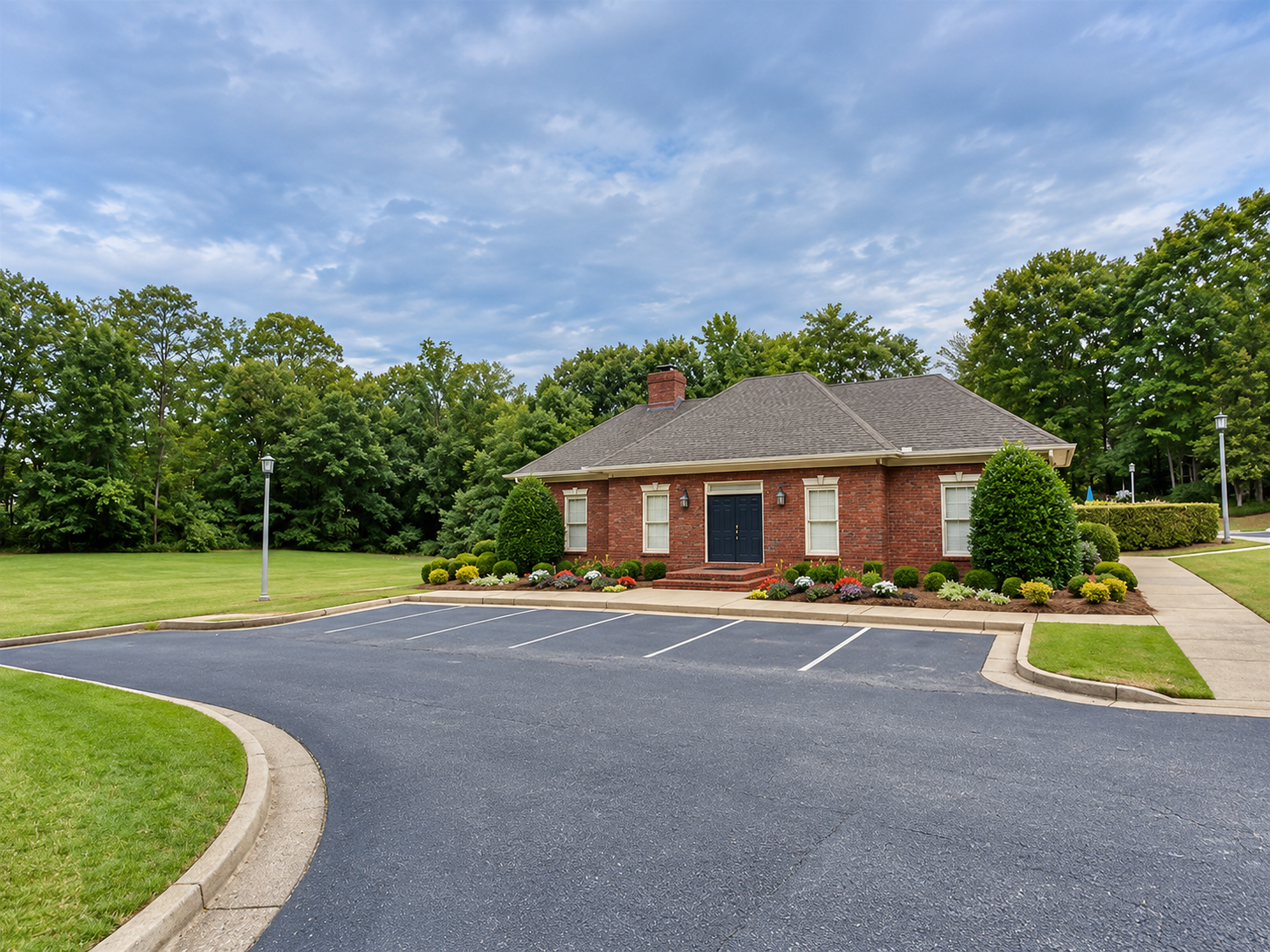 Brick homes and landscaping in Moores Mill, Auburn, Alabama