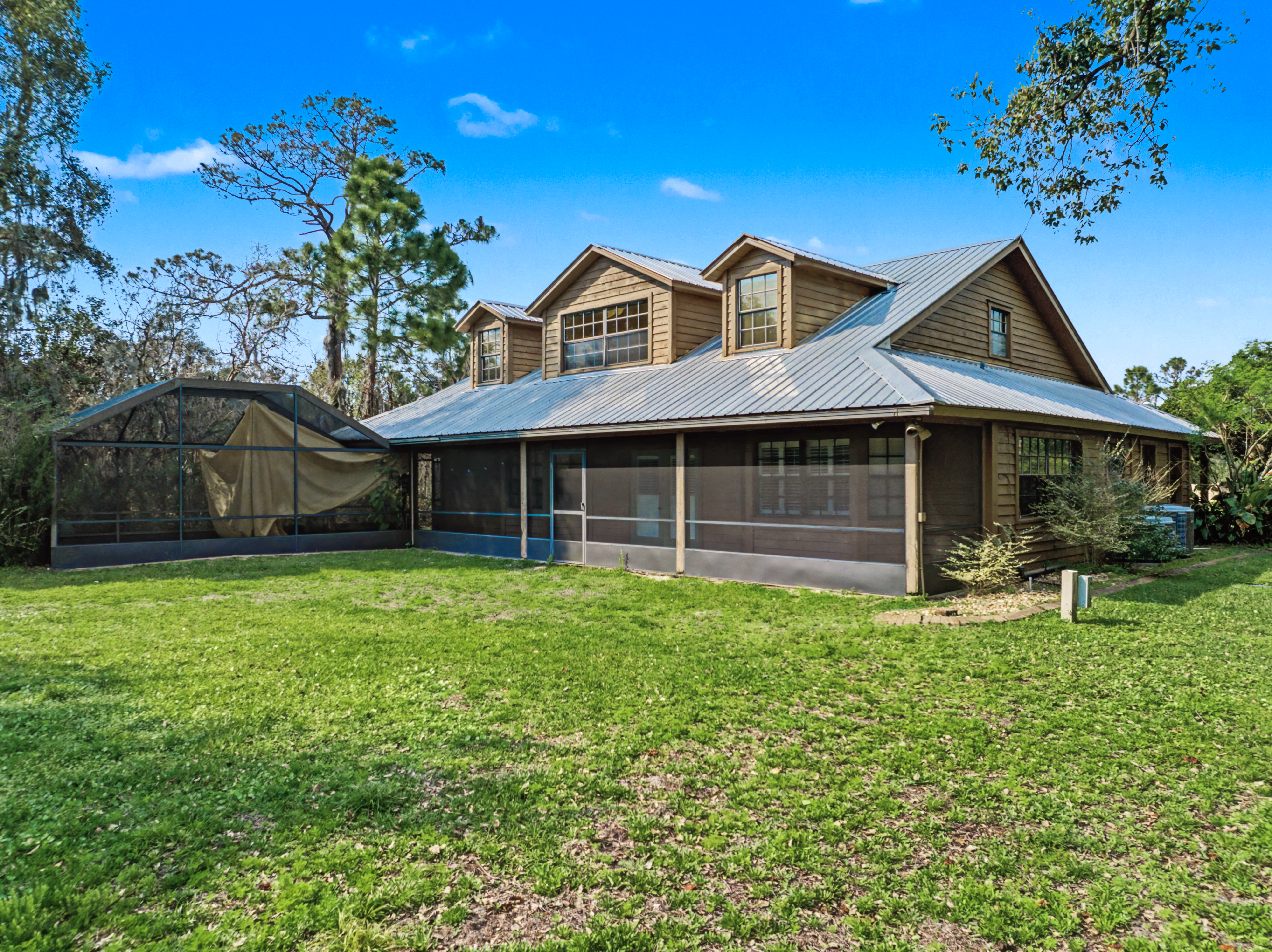 Current exterior of 665 Moon Ranch Road Sebring FL