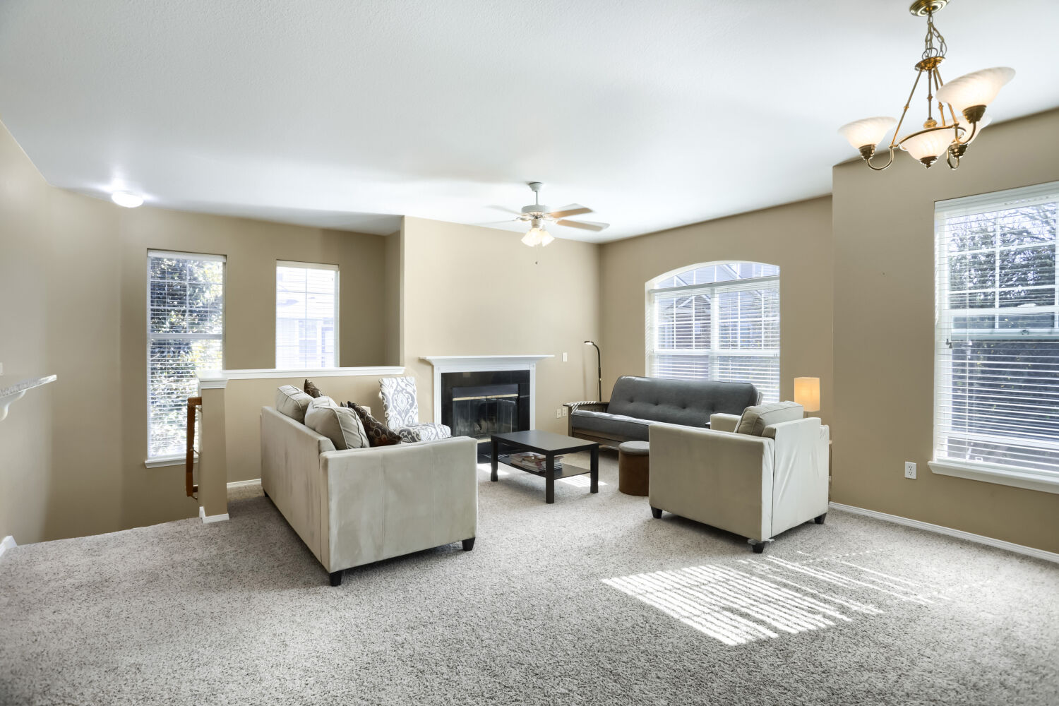 Photo 5 of 25 at 1231 NE Horizon Loop #209, Hillsboro, OR