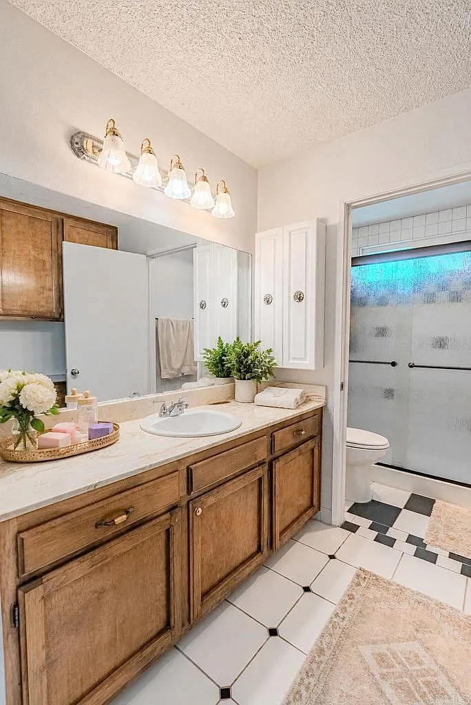 1165 E Ln, Imperial Beach, CA 91932, property photo 3 of 19