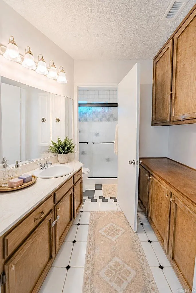 1165 E Ln, Imperial Beach, CA 91932, property photo 15 of 19