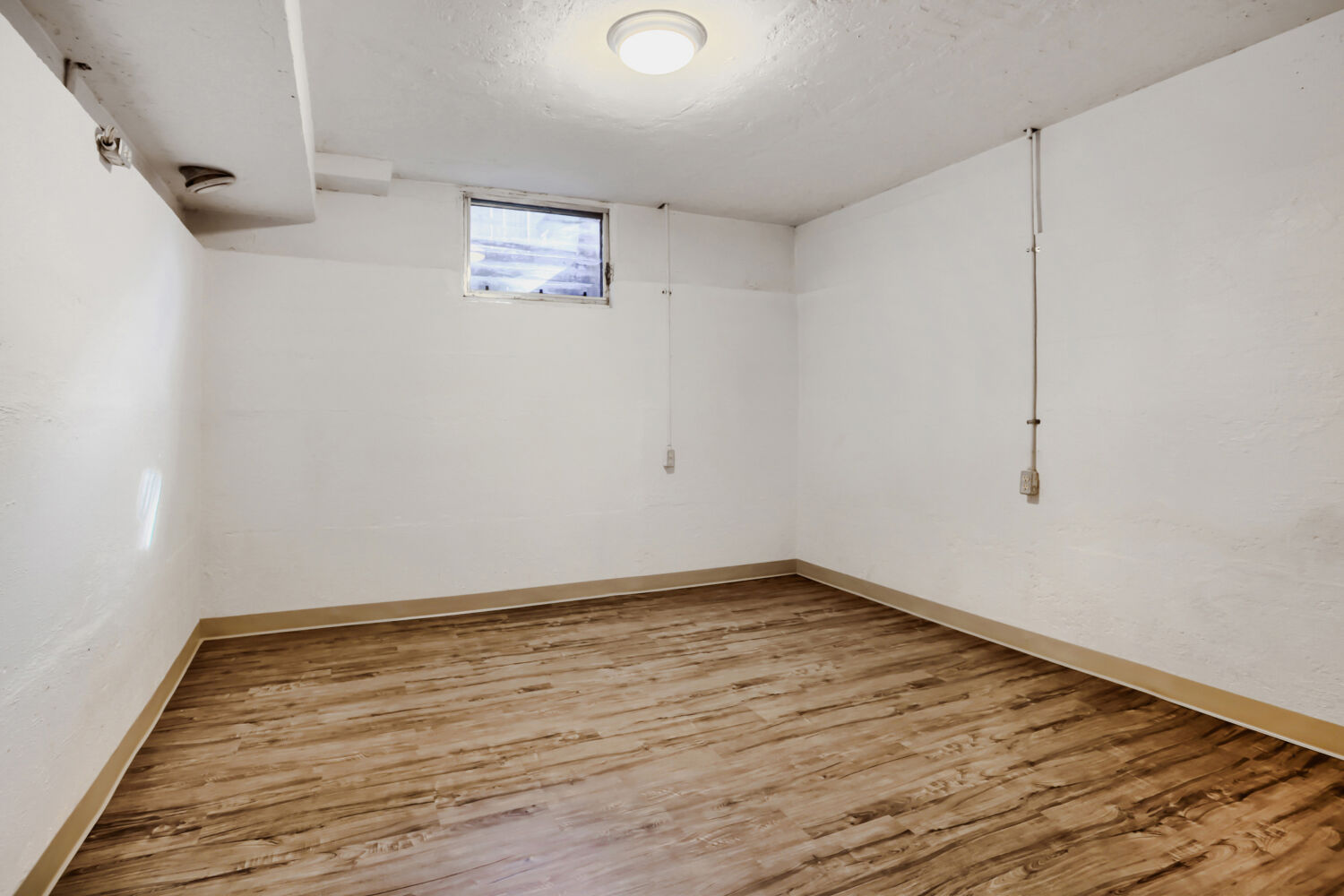 Photo 21 of 25 at 1147 SE 174th Ave, Portland, OR