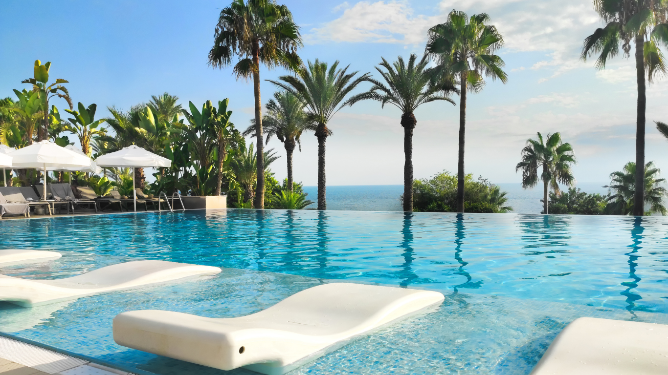 Lush pool and palm tree setting in Sarasota, Florida — tropical Gulf Coast lifestyle