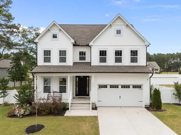 Stone facade home in Willow Springs NC