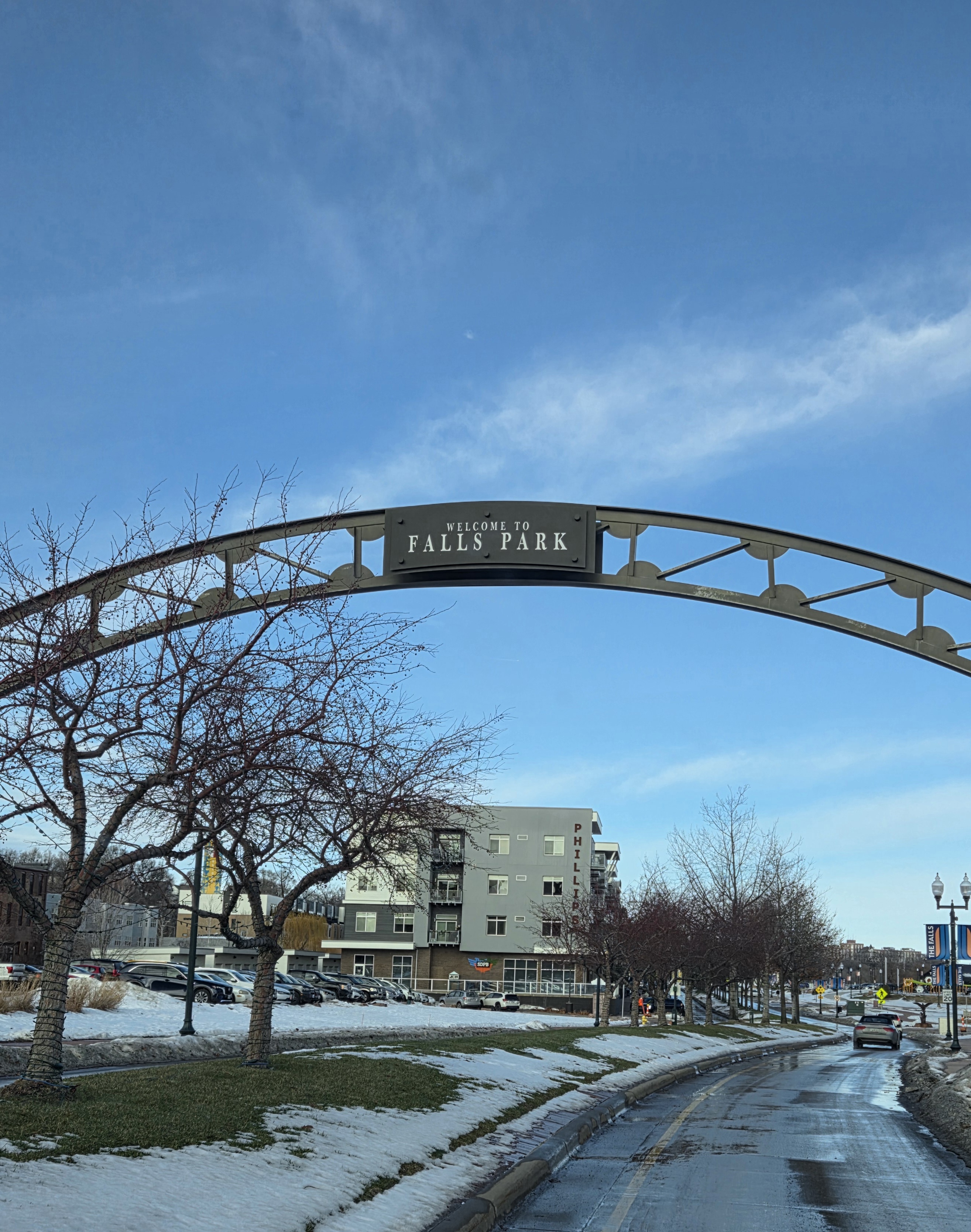 Falls Park entrance arch in Sioux Falls, South Dakota