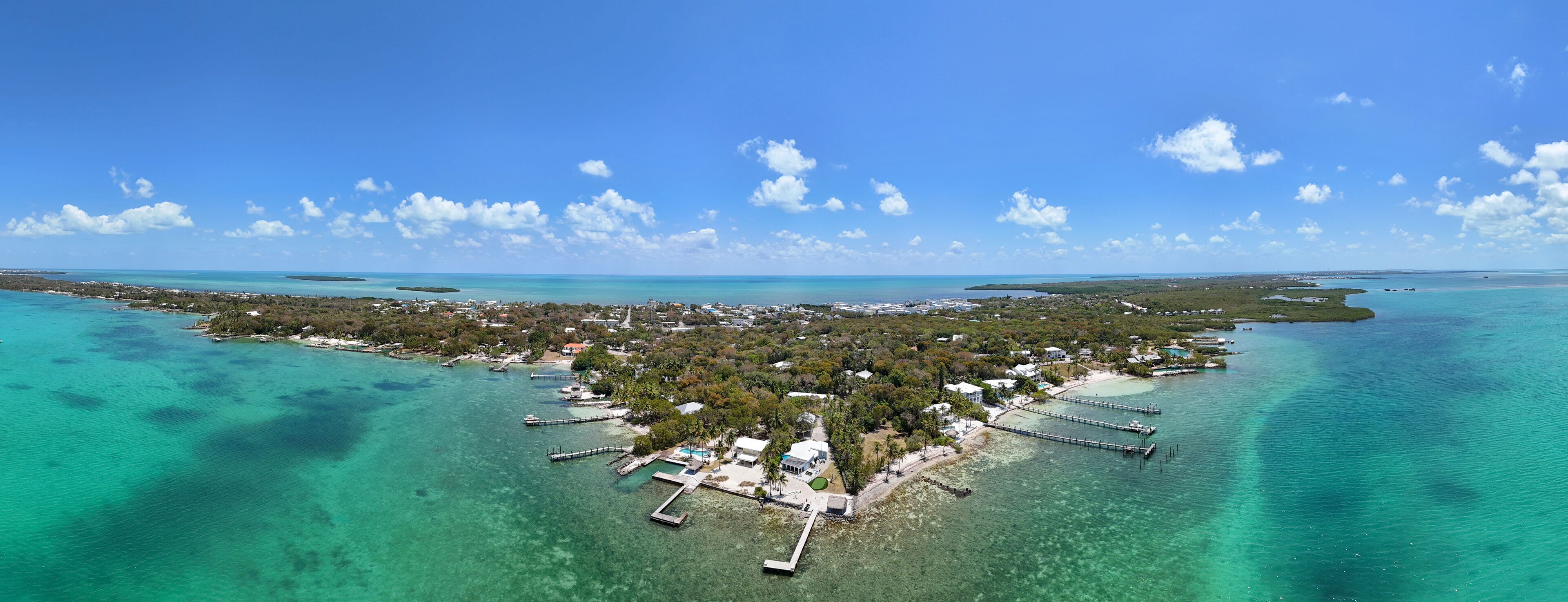 Key Largo, the diving capital and gateway to the Florida Keys