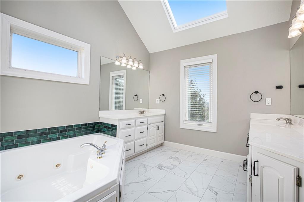Bathroom detail