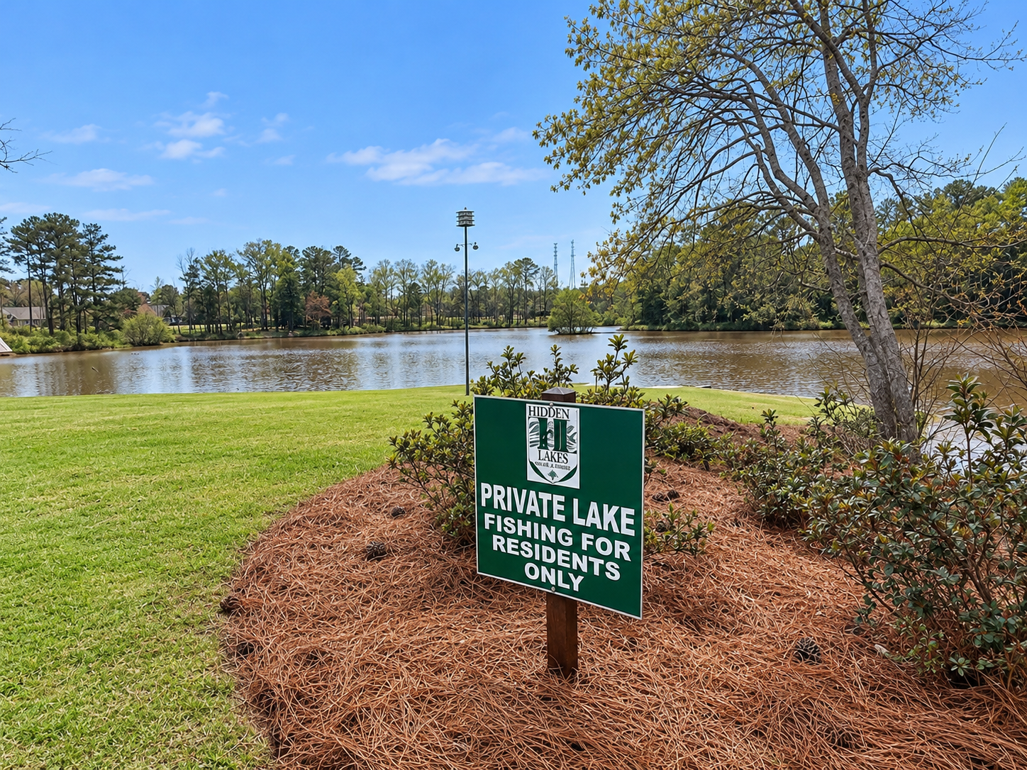 Hidden Lakes private fishing sign at the community lake