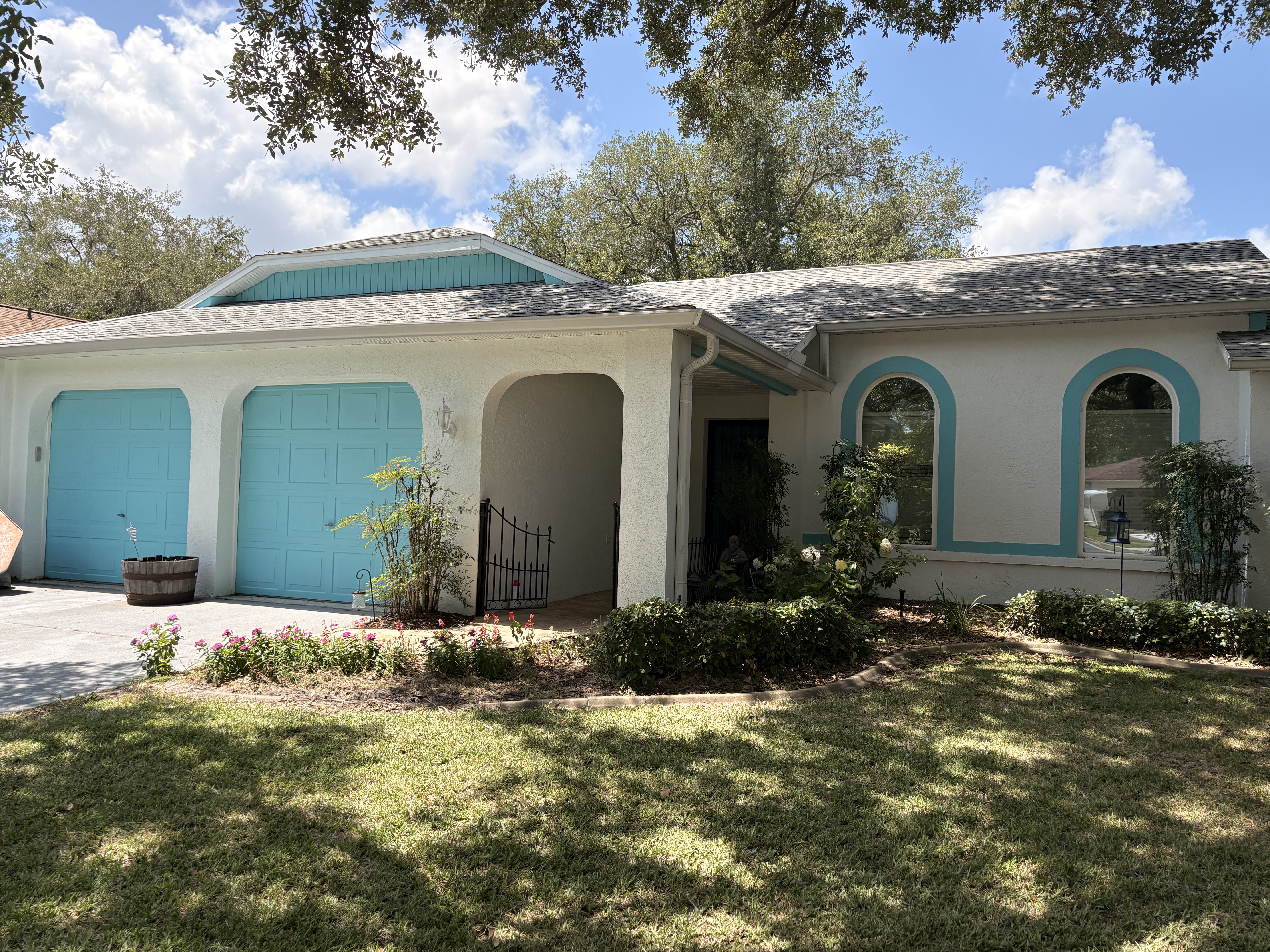 Exterior of the home at 9026 Tournament Dr, Hudson FL 34667 — single family home in Fairway Oaks