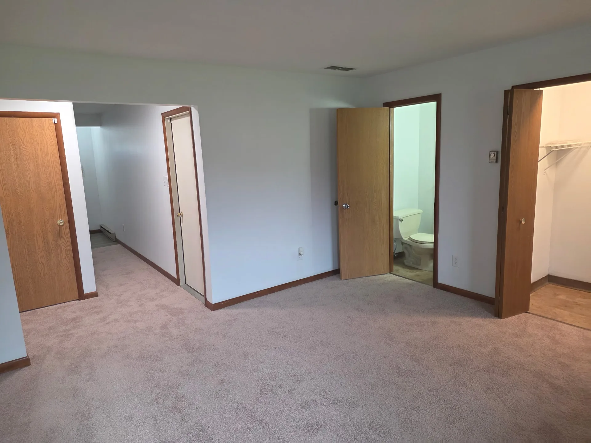 1118 Bernice Dr, Coplay PA townhome interior