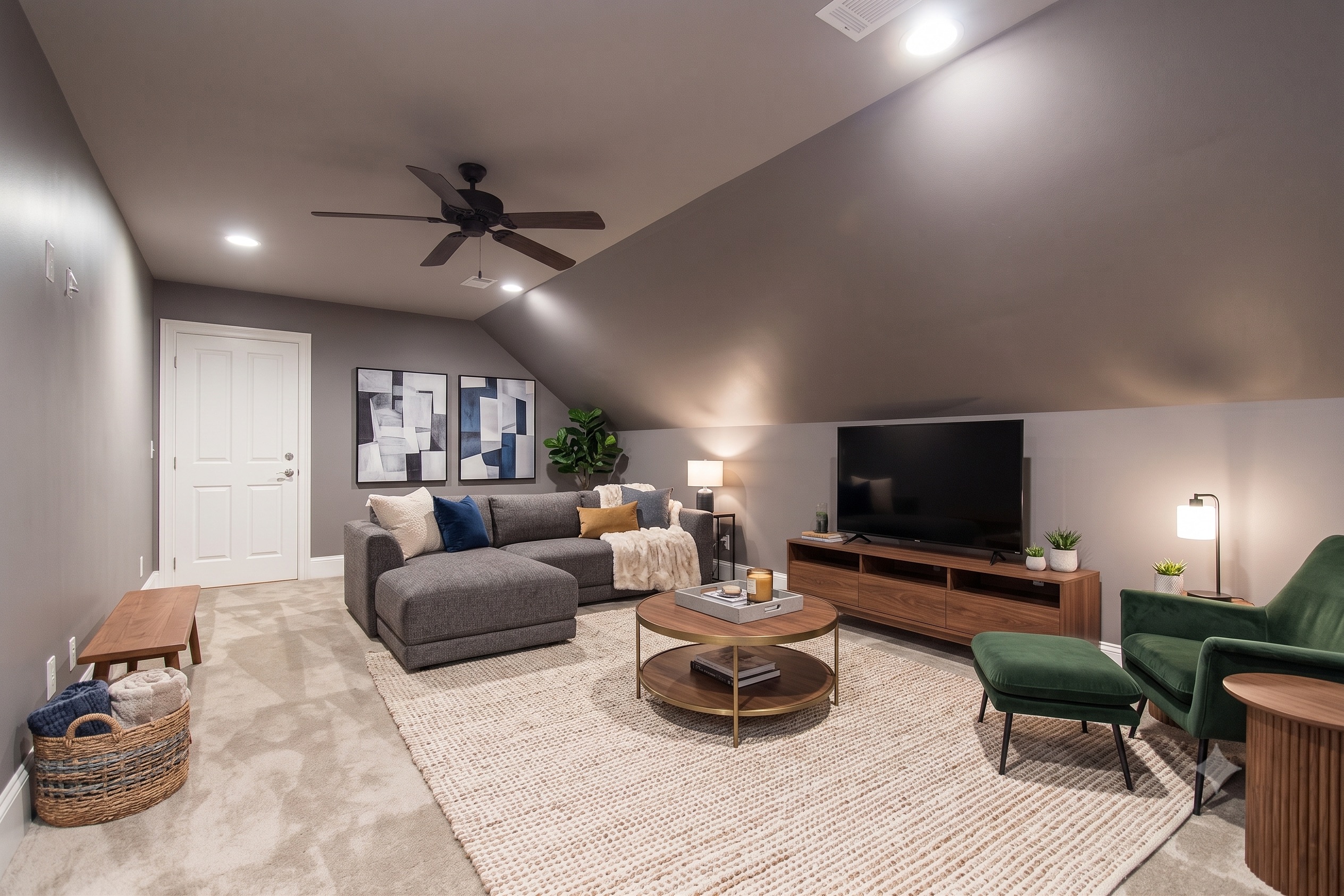 Virtually staged media room