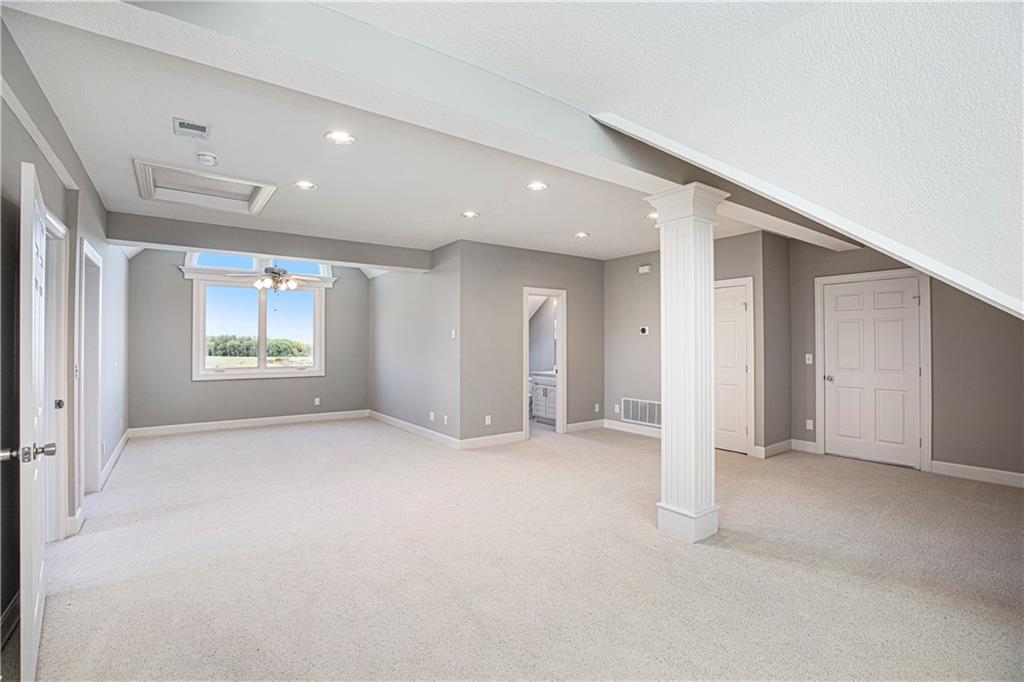 Bonus room or loft space
