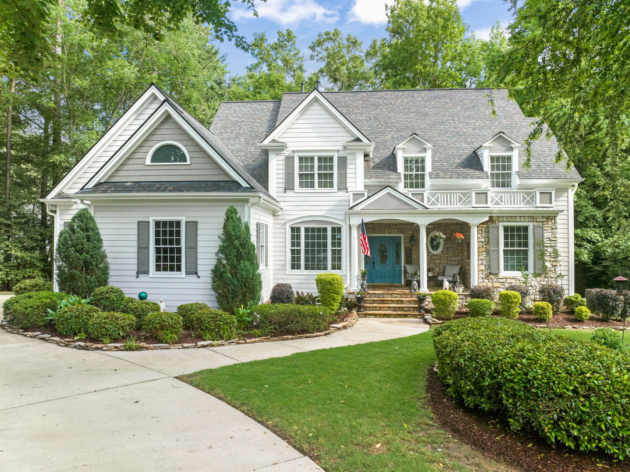 Home in Sunset Lake Village neighborhood in Holly Springs, NC