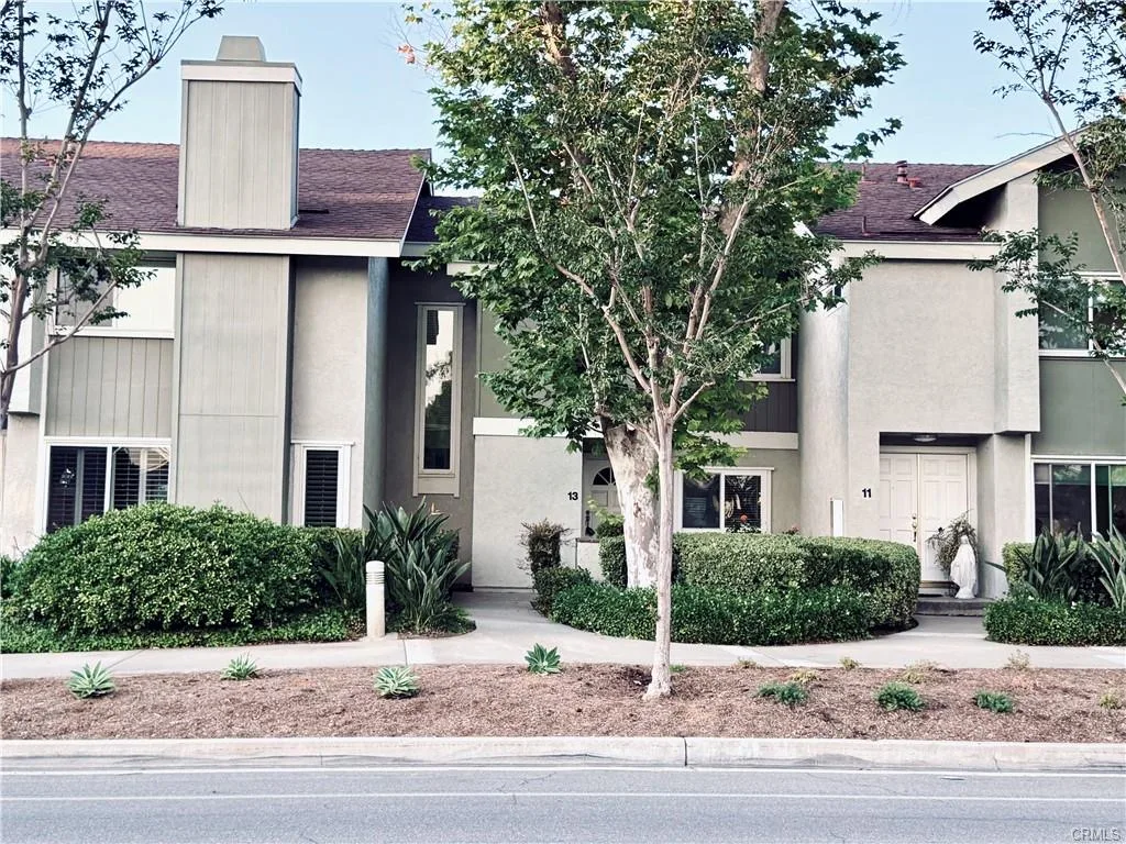 Property photo of 13 Sunflower, Irvine, a comparison property in the buyer decision set