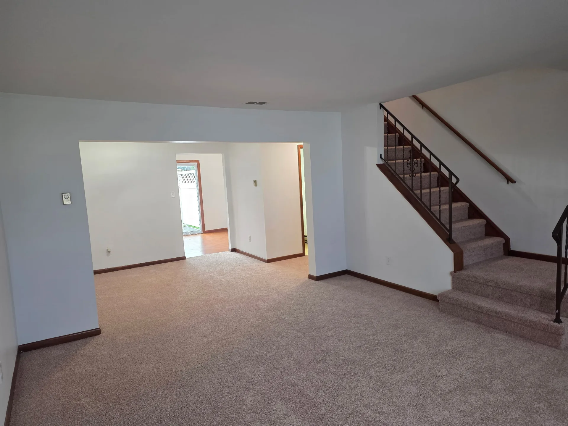 1118 Bernice Dr, Coplay PA townhome interior