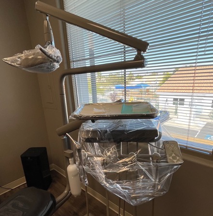 Dental operatory with proper surface barriers and infection control setup