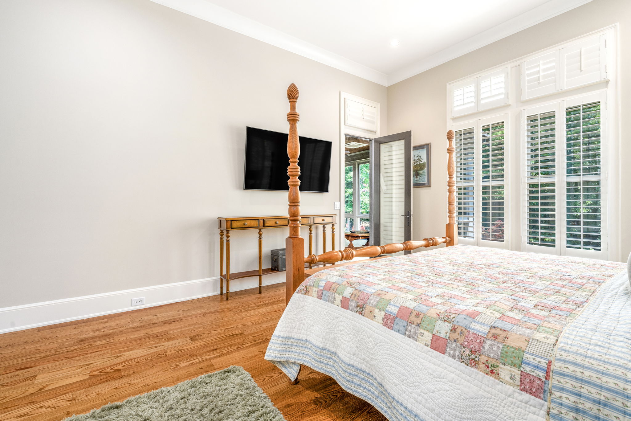 Master bedroom with sunroom access