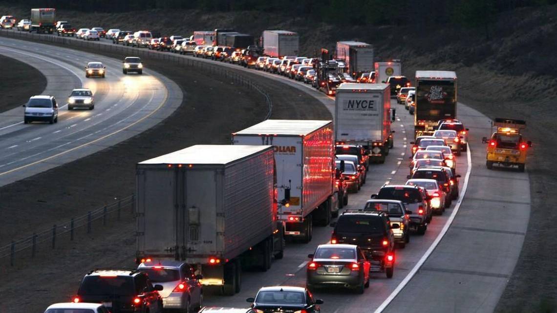 Traffic congestion during peak hours on I-40 near Chapel Hill NC