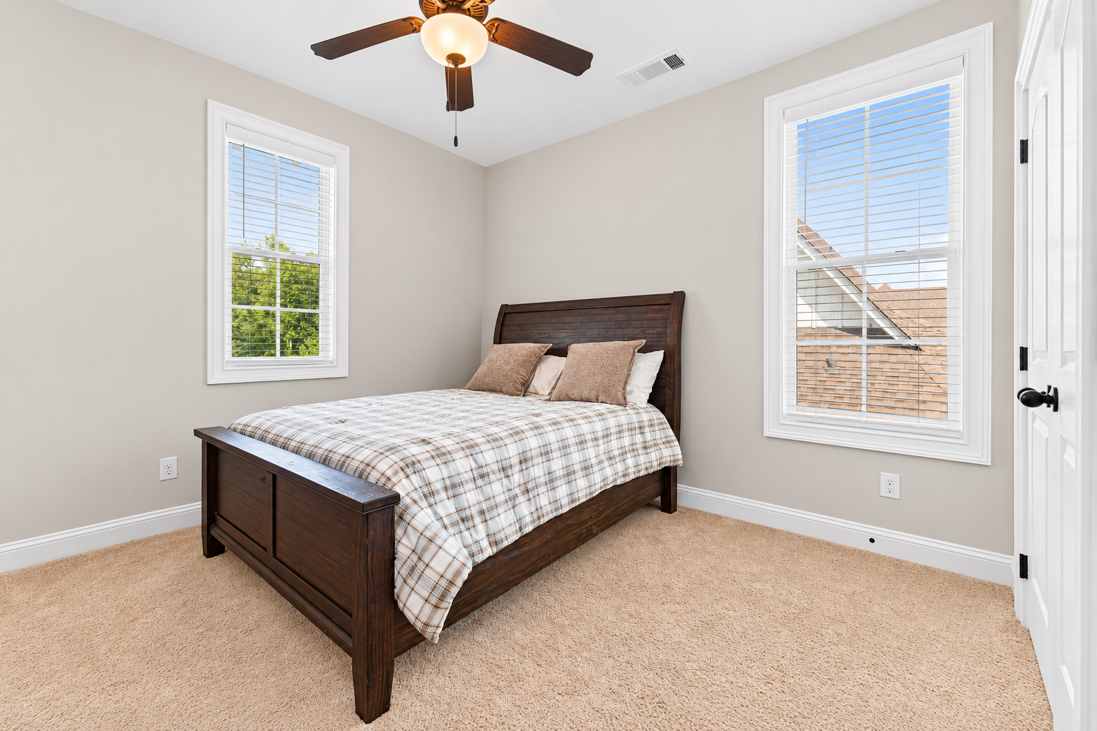 Bright minimal bedroom at 1537 Dartmouth Dr, Auburn AL