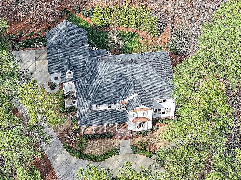 Homes in Brackenridge neighborhood in Holly Springs, NC