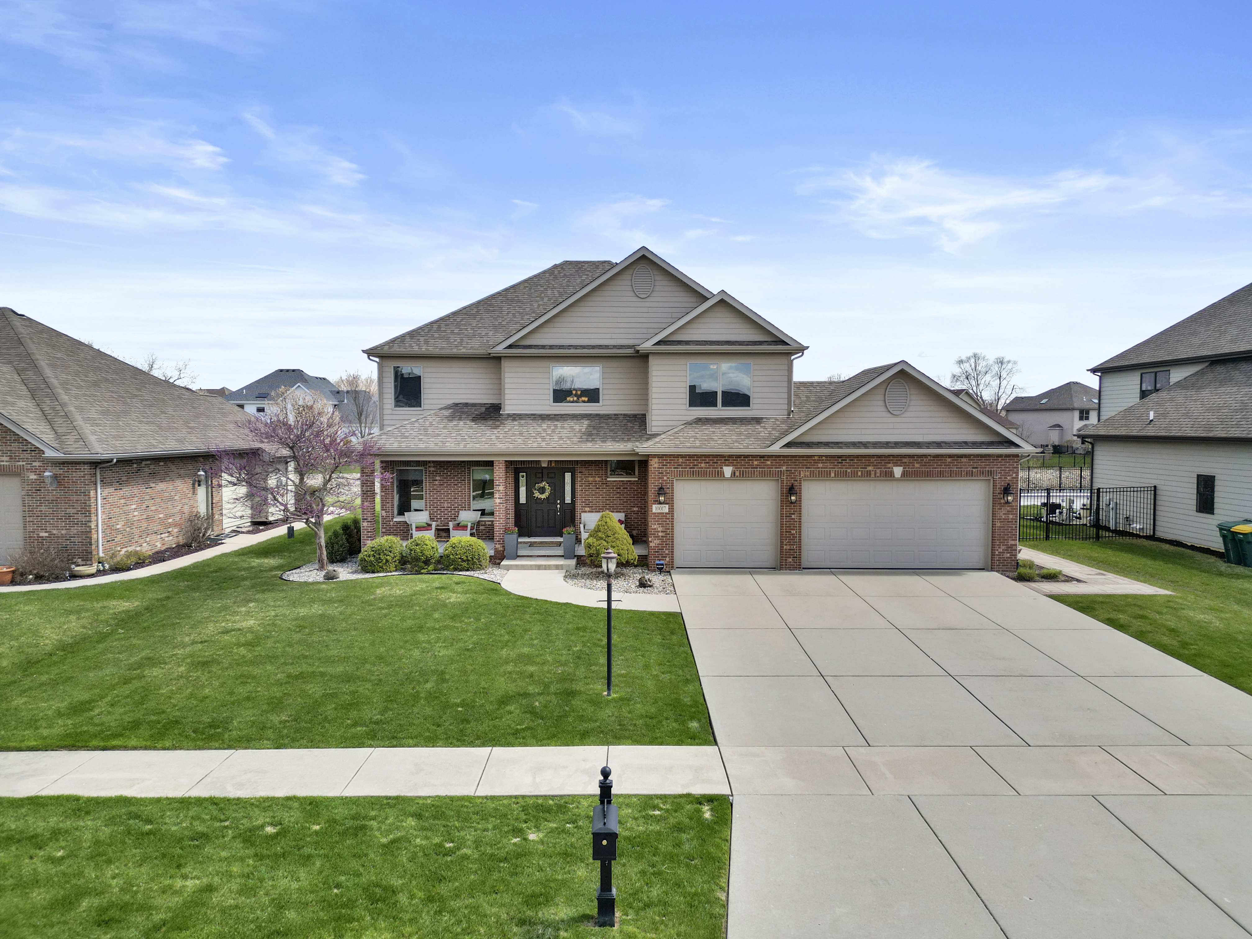 10017 New Devon Street, Munster, IN - Sold listing