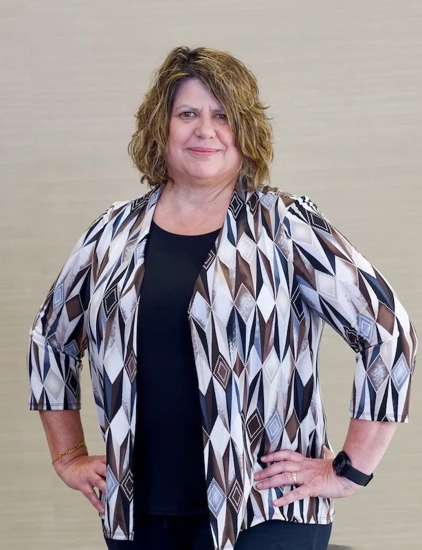 Tracey De Simon, Coldwell Banker Realty