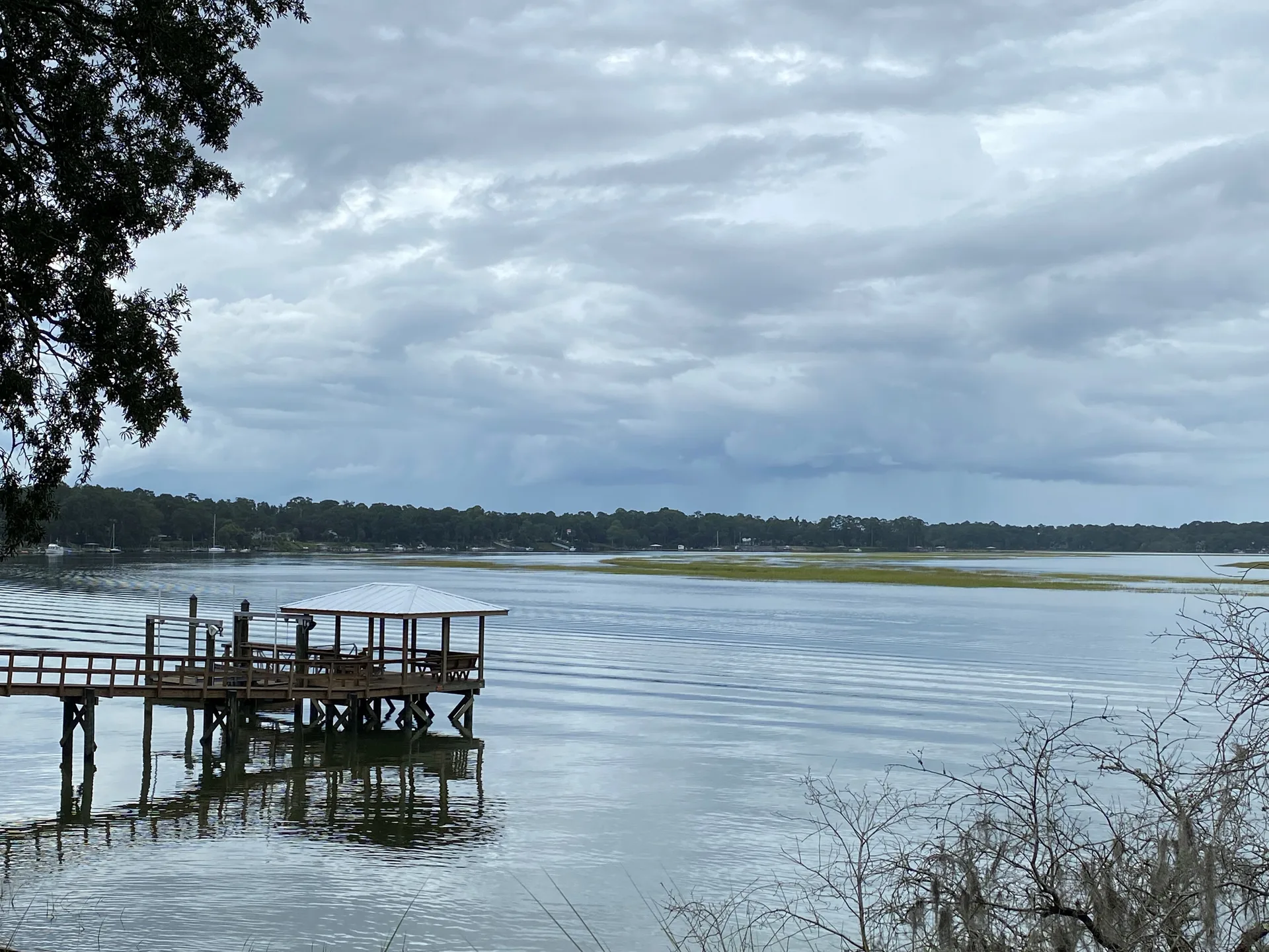 Peaceful Lowcountry waterfront scene